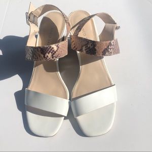 Franco Sarto Hooper White/Snake Print Wedges Sz 9